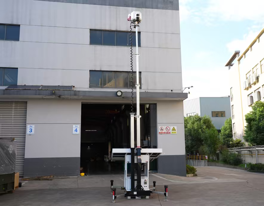 S630D-US Pro Mobile Solar Surveillance Tower - Image 2